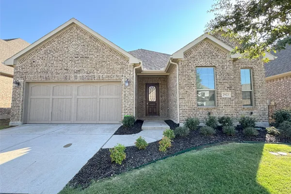 2923 BOLD RULER RD