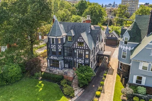 200 SUMMER ST