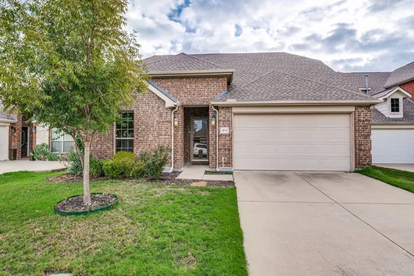 1513 ENCHANTED ROCK TRL