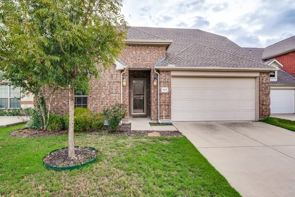 1513 ENCHANTED ROCK TRL