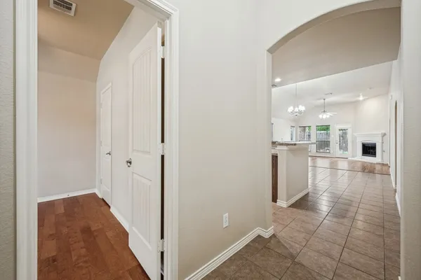 1513 ENCHANTED ROCK TRL