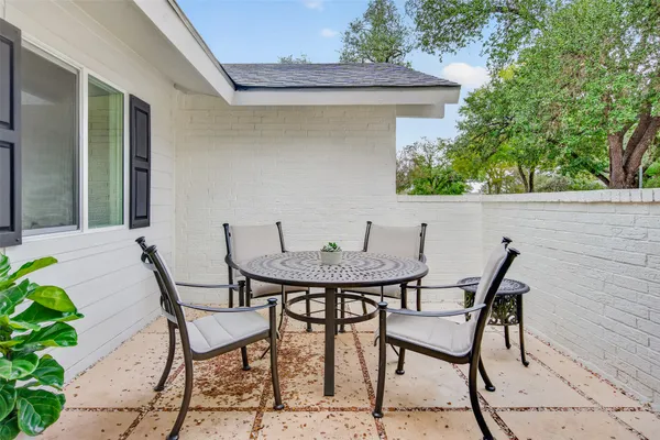 4514 CLIFFSTONE CV