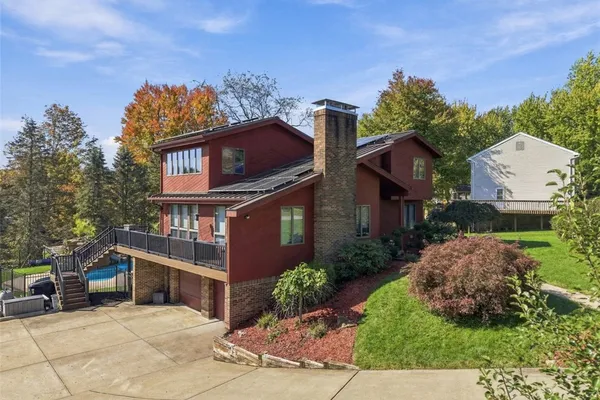 1601 MOUNTAINVIEW DR