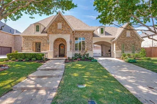 181 HIDDEN LAKE DR