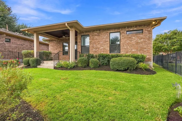 1013 SUE ANN ROSE DR