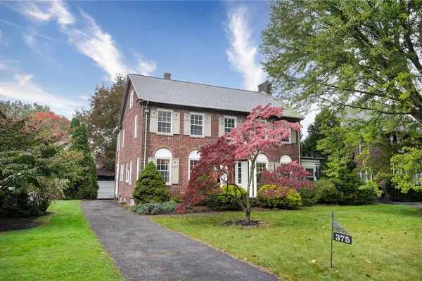 375 YARMOUTH RD