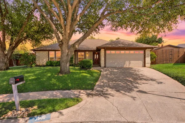 3500 PRIMROSE LN