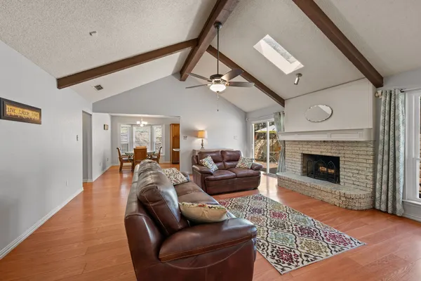3500 PRIMROSE LN