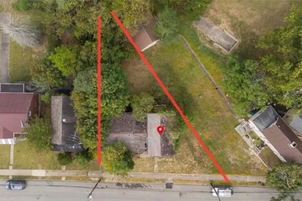 2241 LAKETON RD