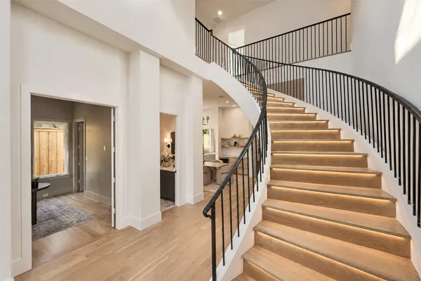 6551 AXTON LN