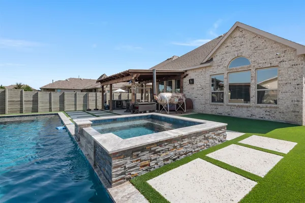 1517 MOSS TRAIL CT
