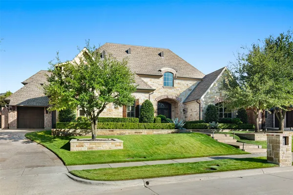6820 AMARETTO CT