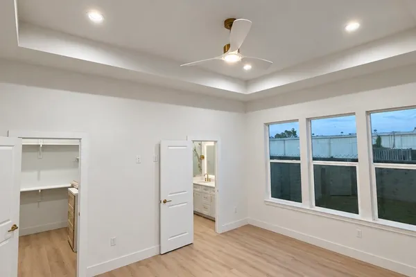 13807 LONGVIEW
