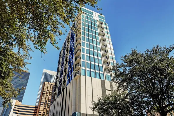 1211 CAROLINE ST 1708