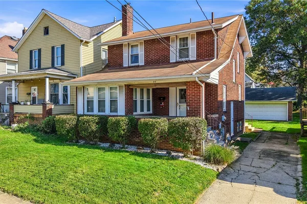 77 FLOWERS AVE