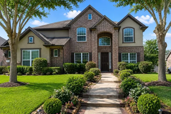 7818 LOST PECAN WAY