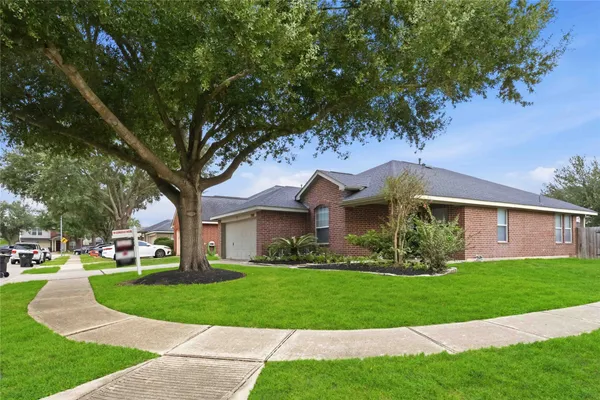 17302 MISTY CROSS DR