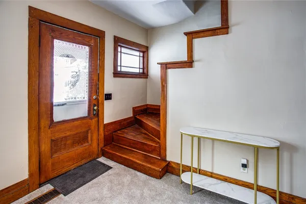 20 COVENTRY AVE