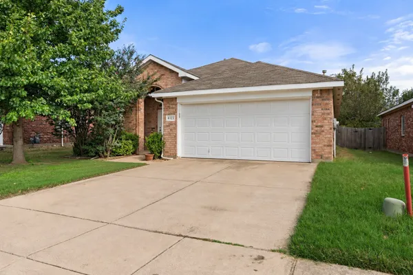 8123 TIERRA DEL SOL RD