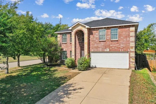 3301 HIGHPOINT DR
