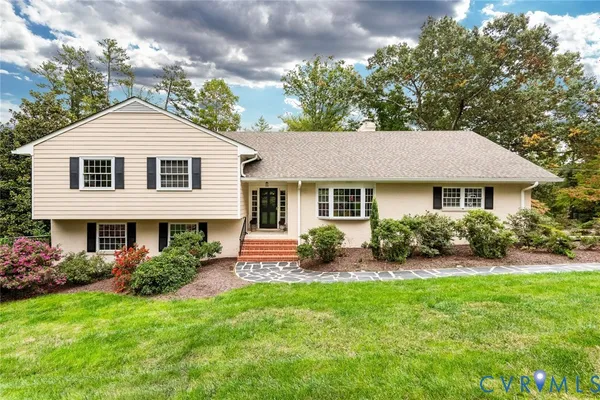 207 TARRYTOWN DR