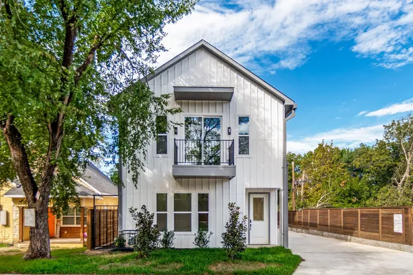 511 N PATTON AVE