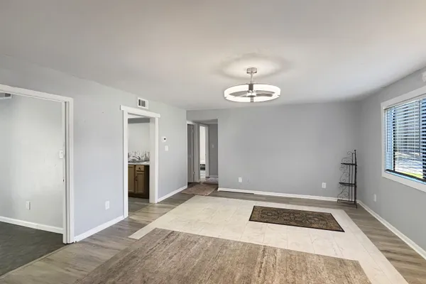 2000 GREENS BLVD 10-B
