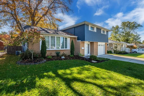 37 MARLIN DR