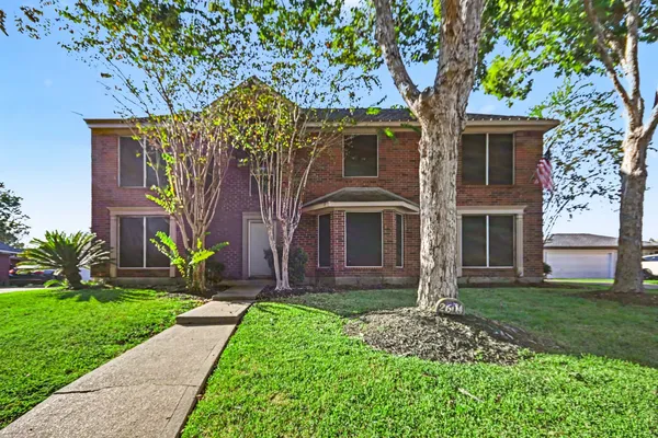 2604 BRIARGLEN DR