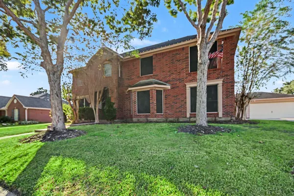 2604 BRIARGLEN DR