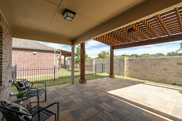 9116 WATER WILLOW WAY