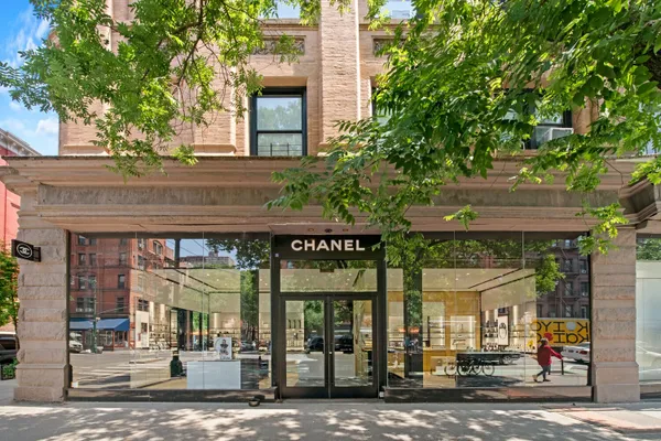 140 W 69TH ST 79A