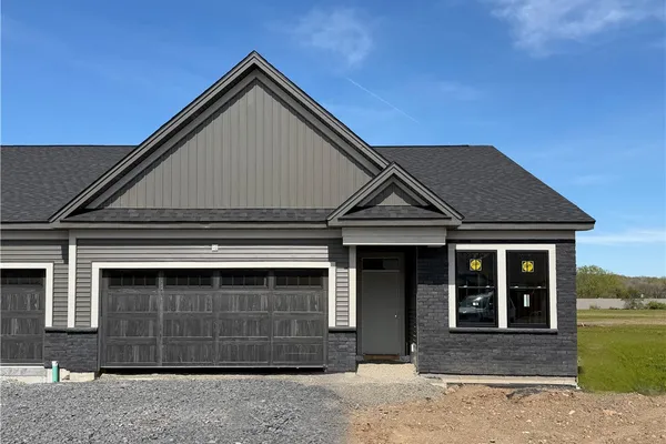 617 HIGHLINE TRL 9