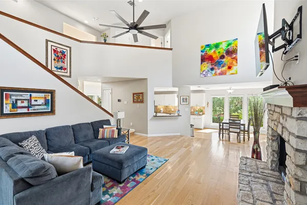 4801 FERN HOLW