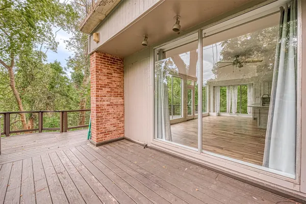 6628 BAYOU GLEN RD 6628