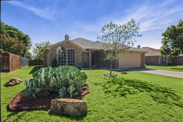 575 TANGLEWOOD DR