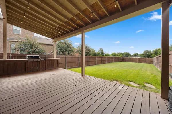 1395 BAY LINE DR