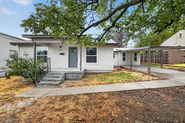 1607 LAURA RD