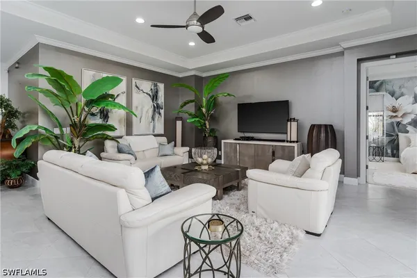 4664 ABACA CIR