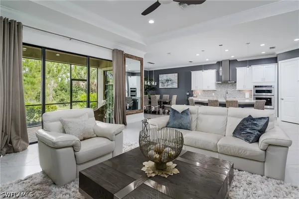 4664 ABACA CIR