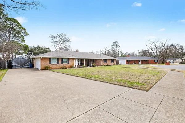 1603 MILLER CT