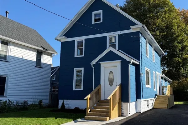 106 MADISON ST