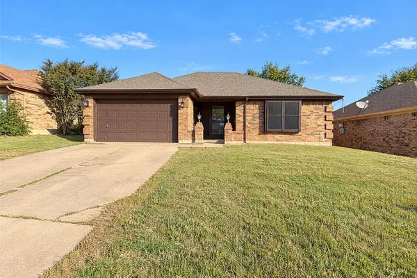 935 THISTLE RIDGE LN
