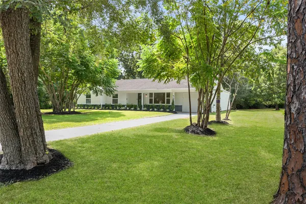 703 NEWTON DR