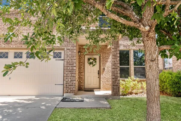 1512 ARIAL DR