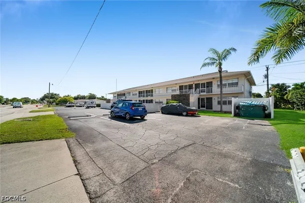 5210 CORONADO PKWY 5