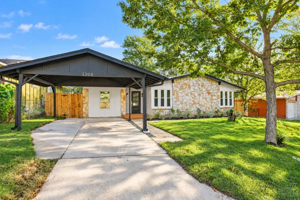 3308 ROCKHURST LN