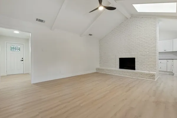 6107 ANNAPOLIS LN