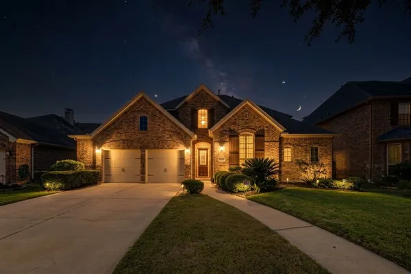 4226 PEBBLE HEIGHTS LN