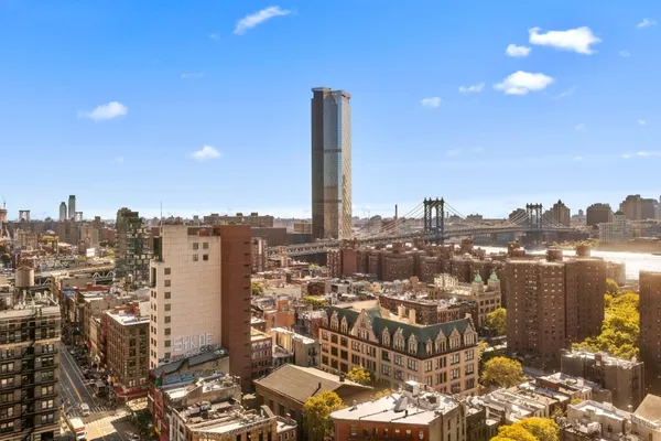 180 PARK ROW 24A